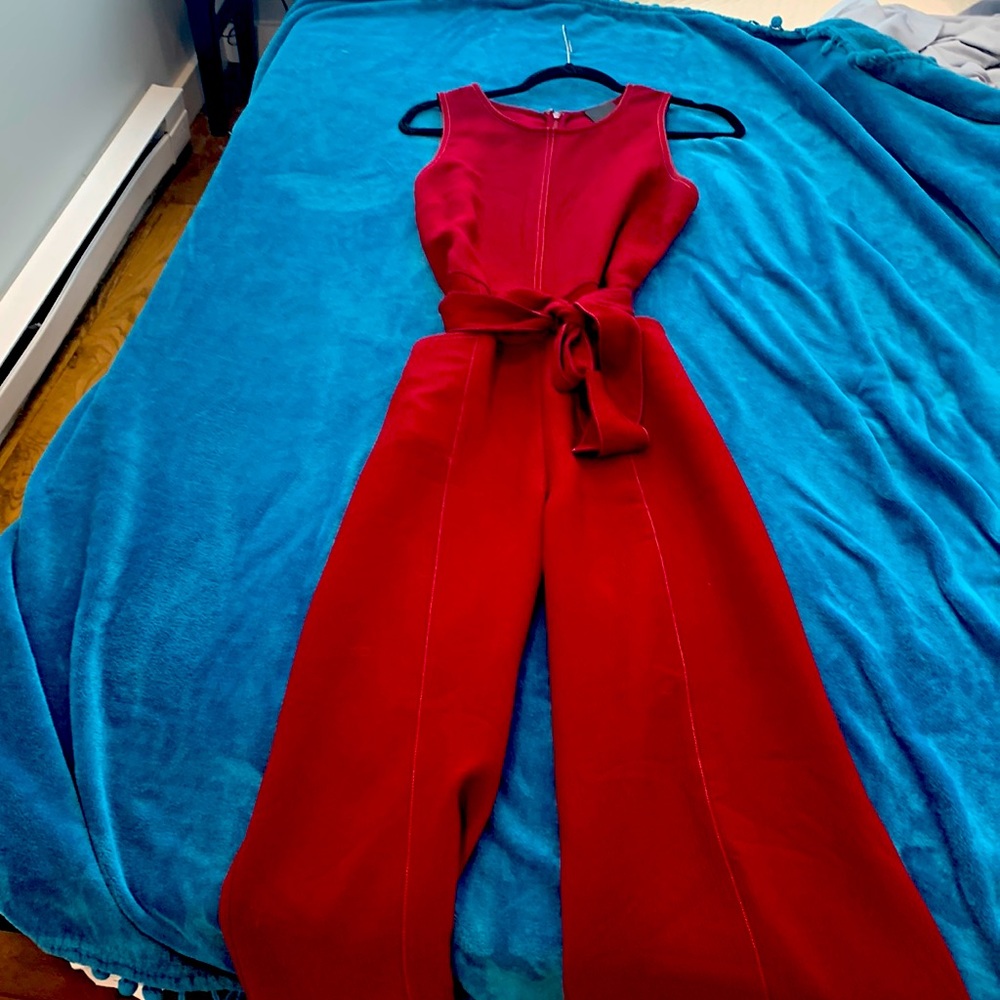 Maroon flare leg jumpsuit, cute for business casual! Worn once. New condition.